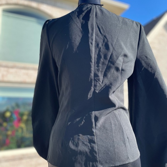 Black cece top with puffy sleeves - Picture 7 of 9